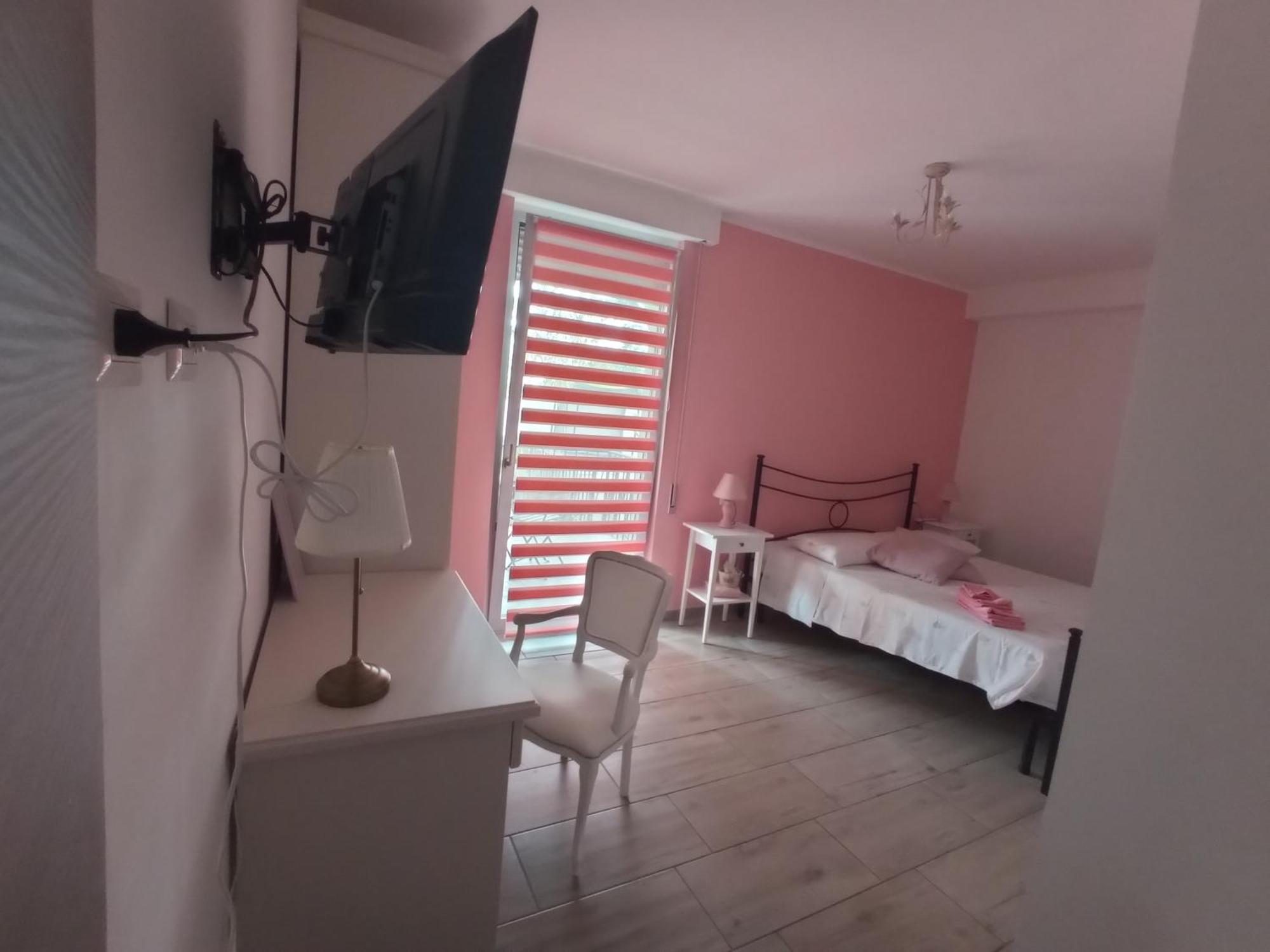 Bed&Breakfast Villa Nora กวาร์ตู ซานเตเลนา ภายนอก รูปภาพ