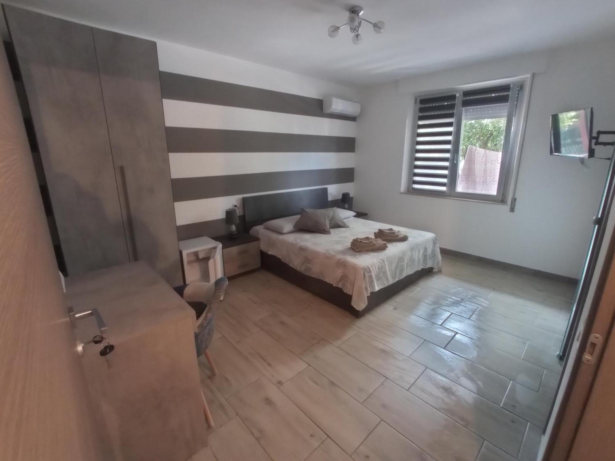 Bed&Breakfast Villa Nora กวาร์ตู ซานเตเลนา ภายนอก รูปภาพ